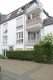 REAL HOUSE: Wohlfühl-Faktor garantiert! Moderne 2 Zimmer WHG mit Südwest Loggia und PKW-Stellplatz - Mehrfamilienhaus